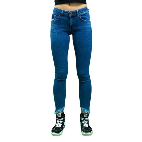 ONE TEASPOON x FREEBIRDS ll Frayed Dolphin Shark Hem Jeans - Picture 1 of 15